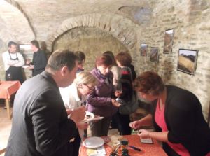Presentazione "L'acino fuggente"