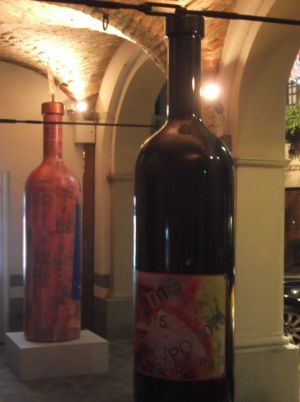Bottiglie d'Artista alla Casa della Donna Selvatica